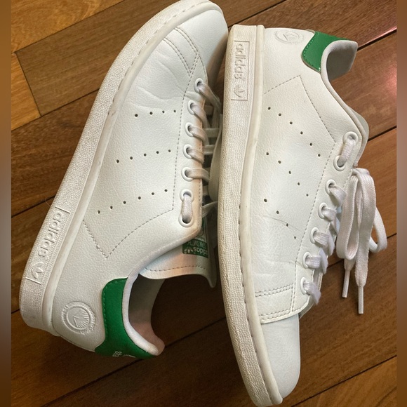 Adidas Stan Smith Vegan Pleather Unisex (M7/W9) - Picture 4 of 13